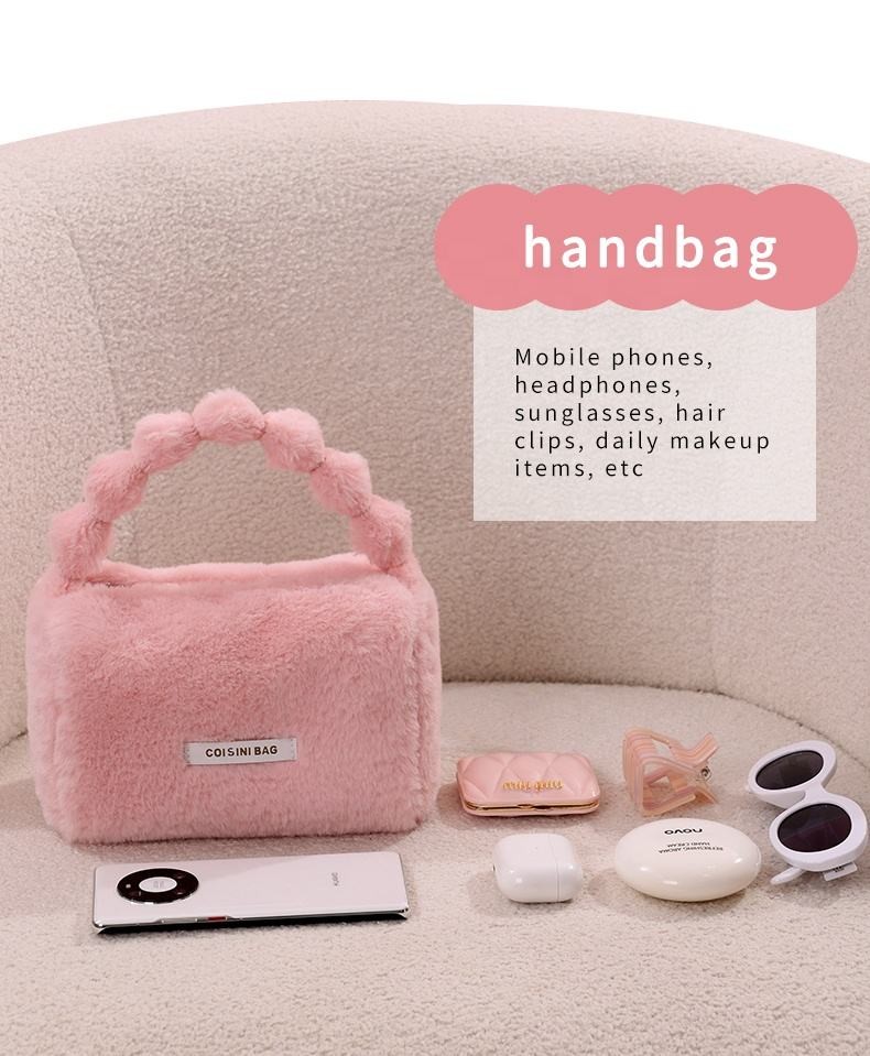 Custom acceptable New arrival Travel makeup bag cosmetic storage bag furry hand bags